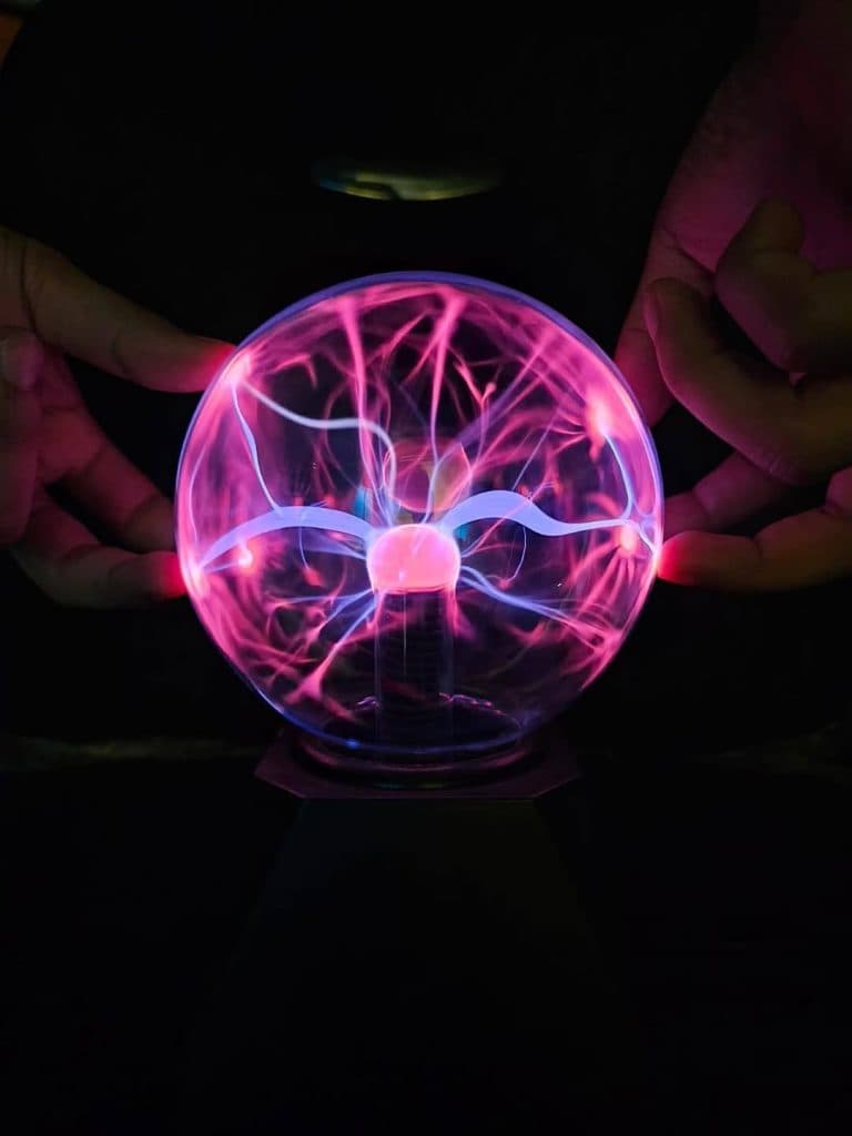 Globe Shape Magic Plasma Ball Light-5 Inch by Globe - Gadgetntech Bangladesh